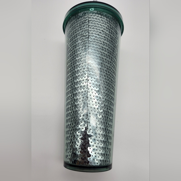 Starbucks Green Drinkware with Textured Design and Clear Lid - Picture 7 of 7